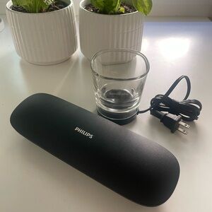 PHILIPS Sonicare DiamondClean chargers